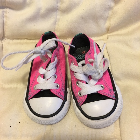 baby converse tennis shoes